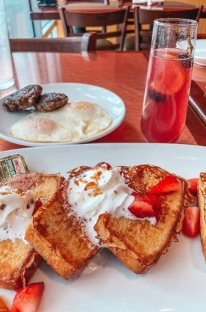 The Best Breakfast Restaurants In Clearwater Beach | Guided By Destiny