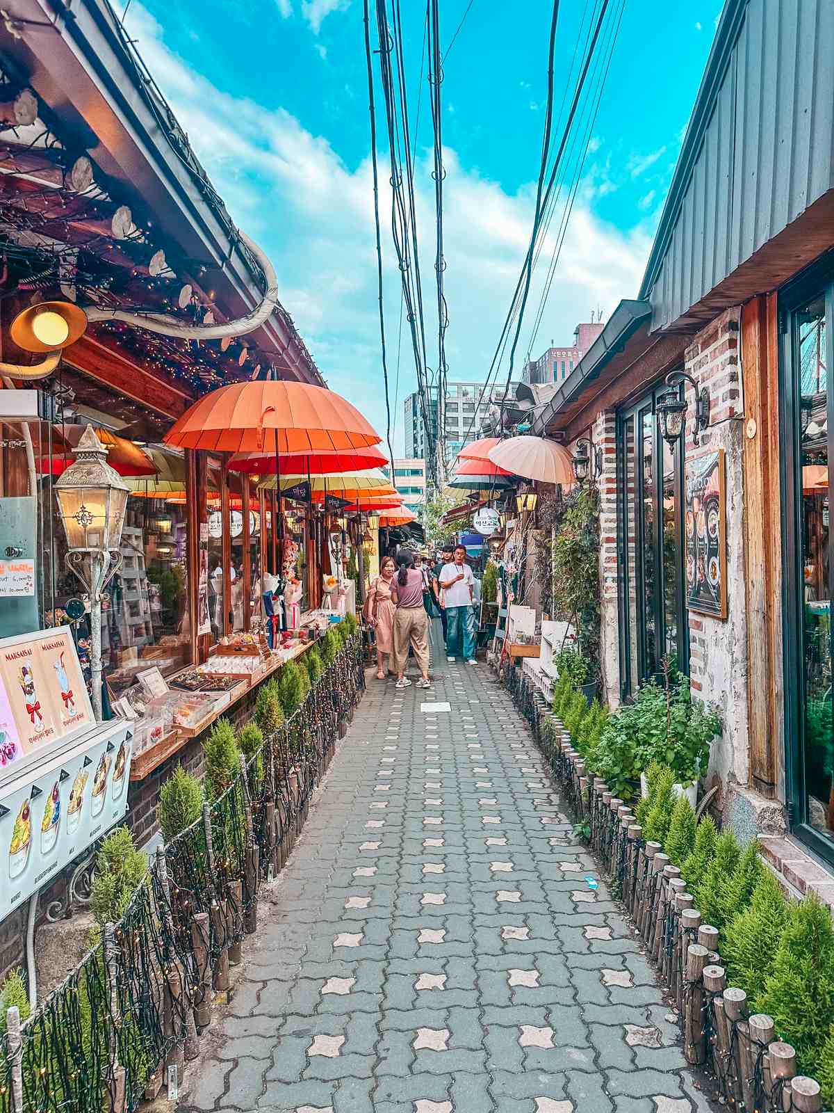 Charming alleyways in Seoul