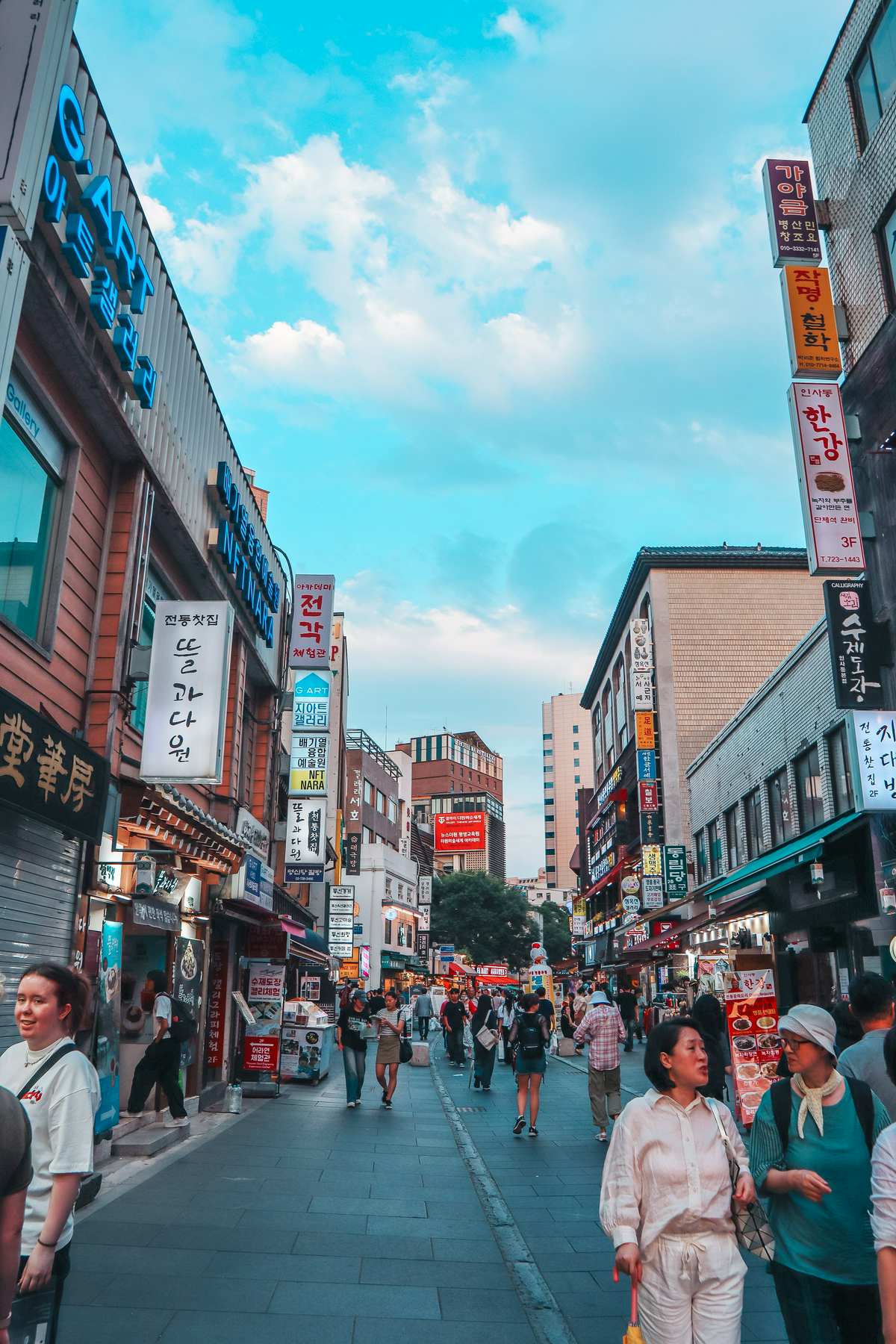 Streets of Insadong in Seoul