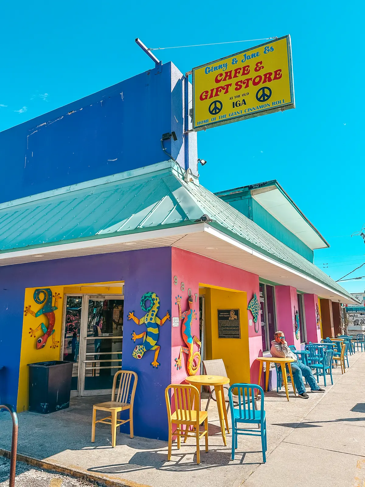 Ginny and Jane Es Cafe in Anna Maria Island