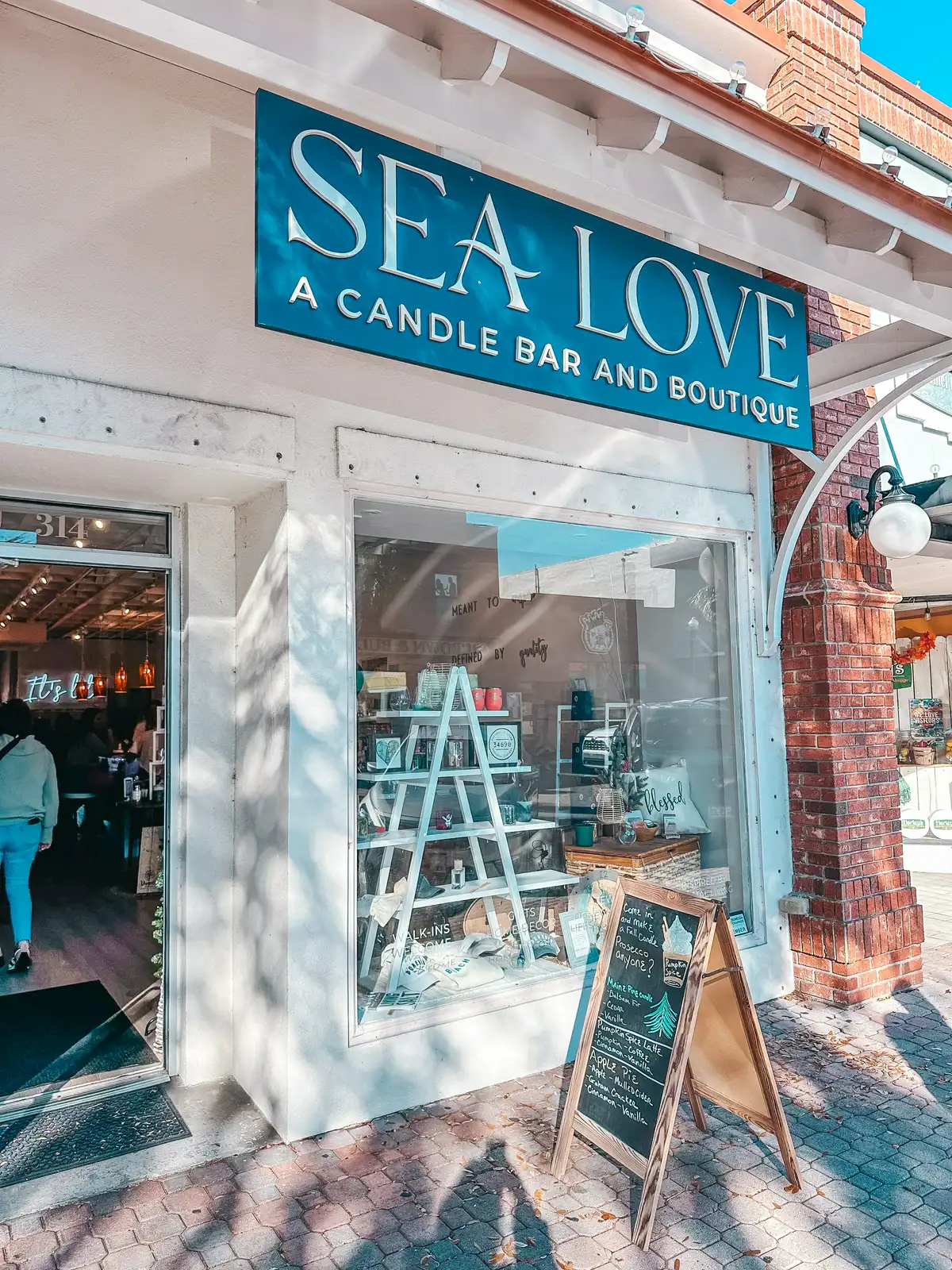 Sea Love Candle Bar and Boutique in Dunedin